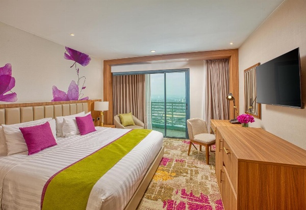 Eastwood Richmonde Hotel image 1
